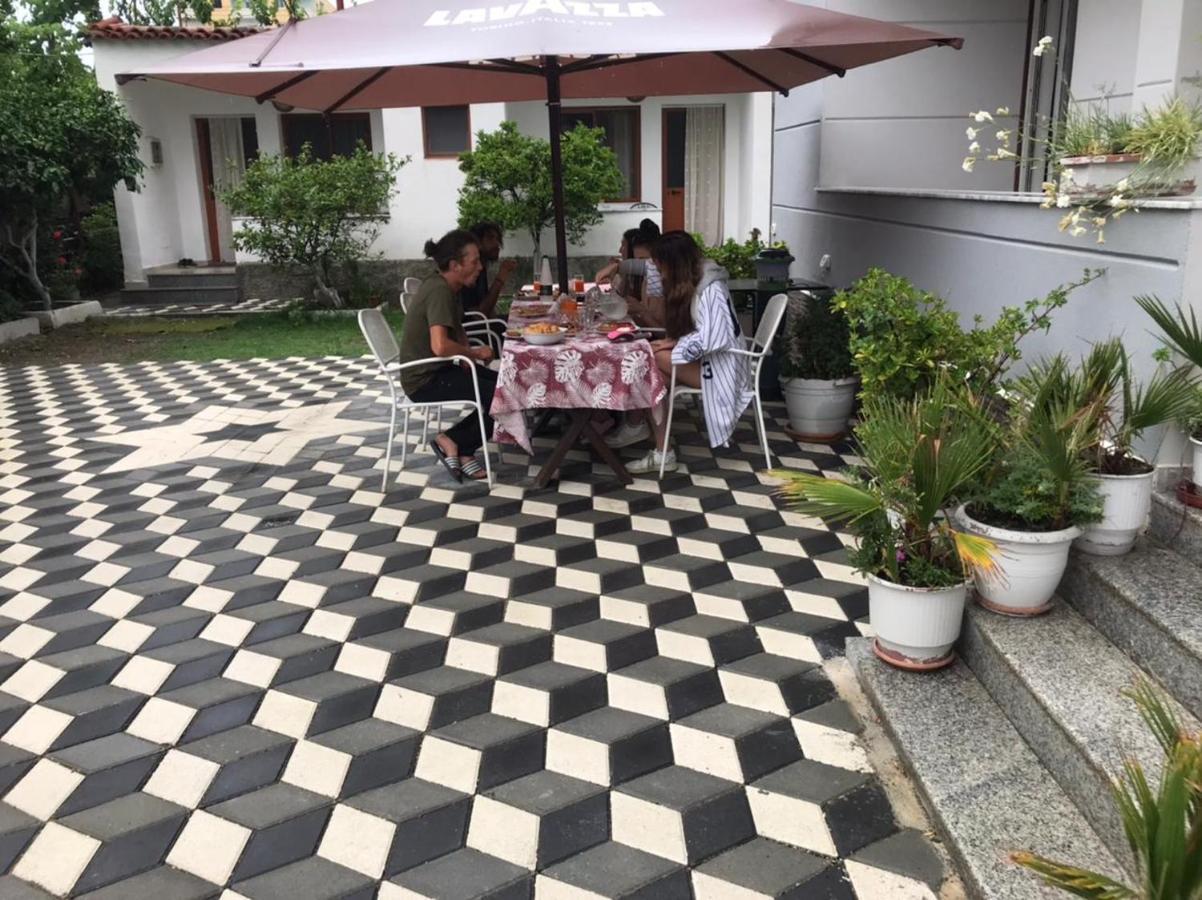 Vila Cano Hotel Durres Bagian luar foto