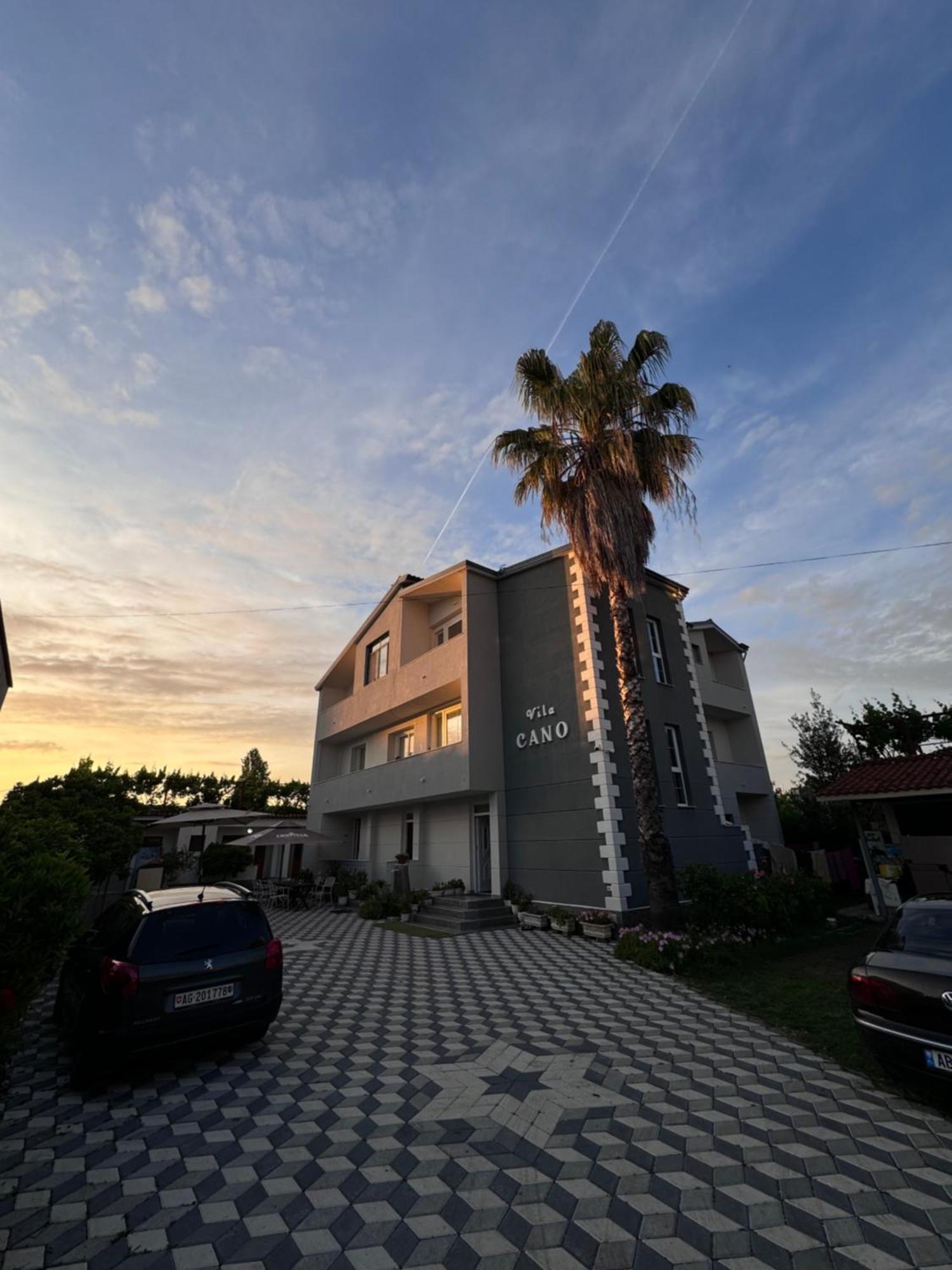 Vila Cano Hotel Durres Bagian luar foto