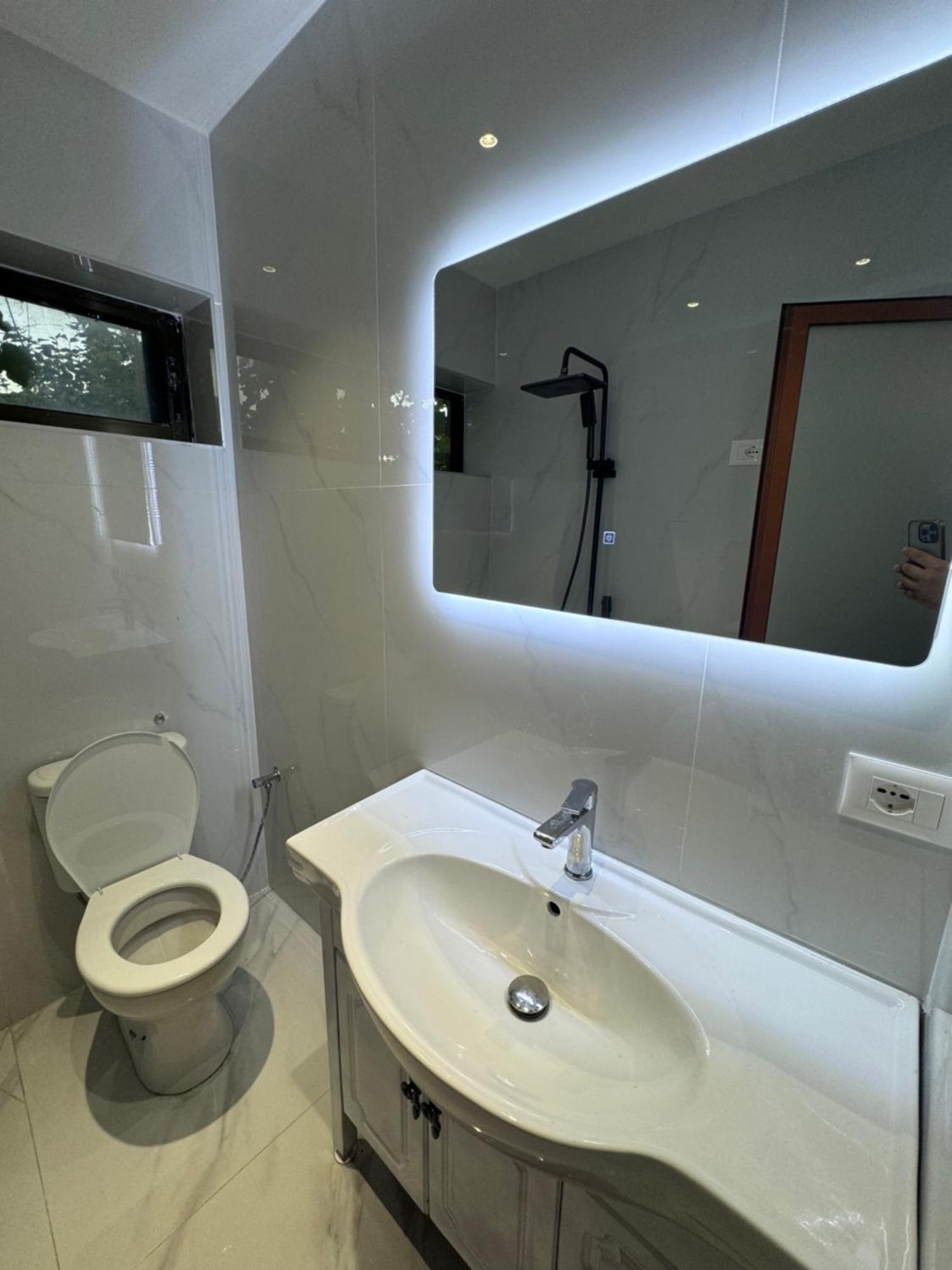 Vila Cano Hotel Durres Bagian luar foto
